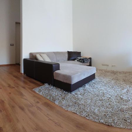 City Centre Kreutzwaldi Apartment, Free Parking Таллин Экстерьер фото