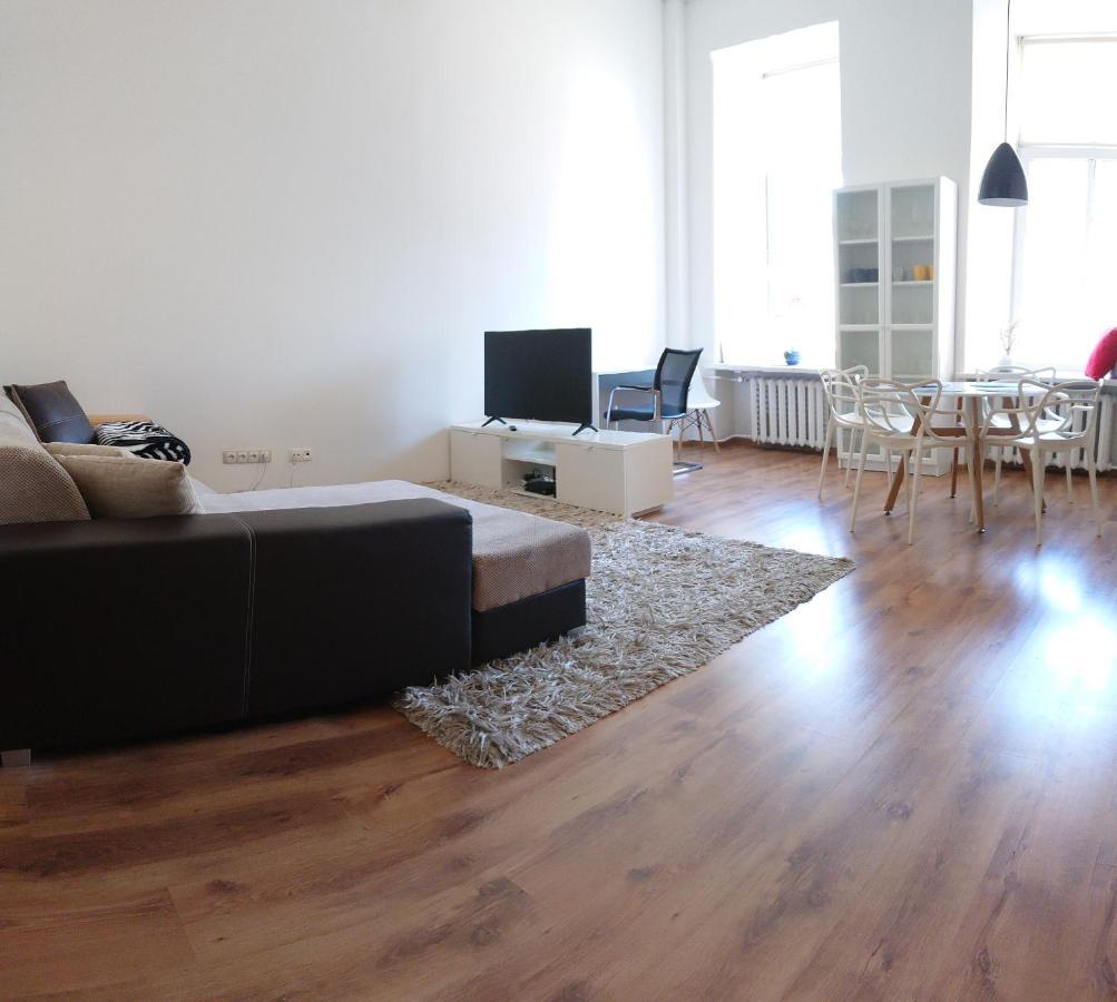 City Centre Kreutzwaldi Apartment, Free Parking Таллин Экстерьер фото