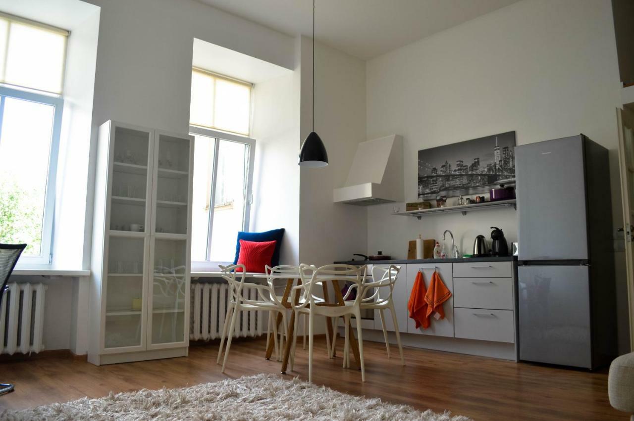 City Centre Kreutzwaldi Apartment, Free Parking Таллин Экстерьер фото
